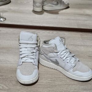 Nike White and Gray Sneakers